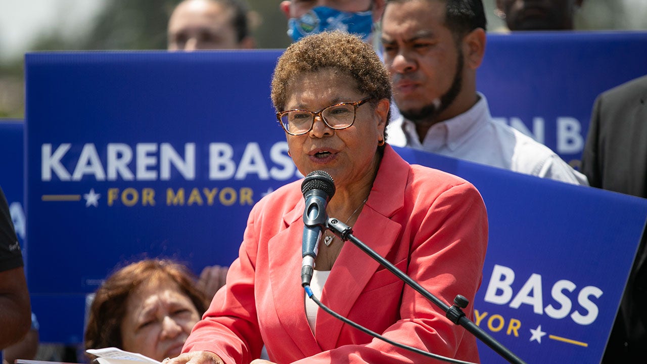 Los Angeles mayoral candidate Rep. Karen Bass says she doesn’t feel safe in city after burglary