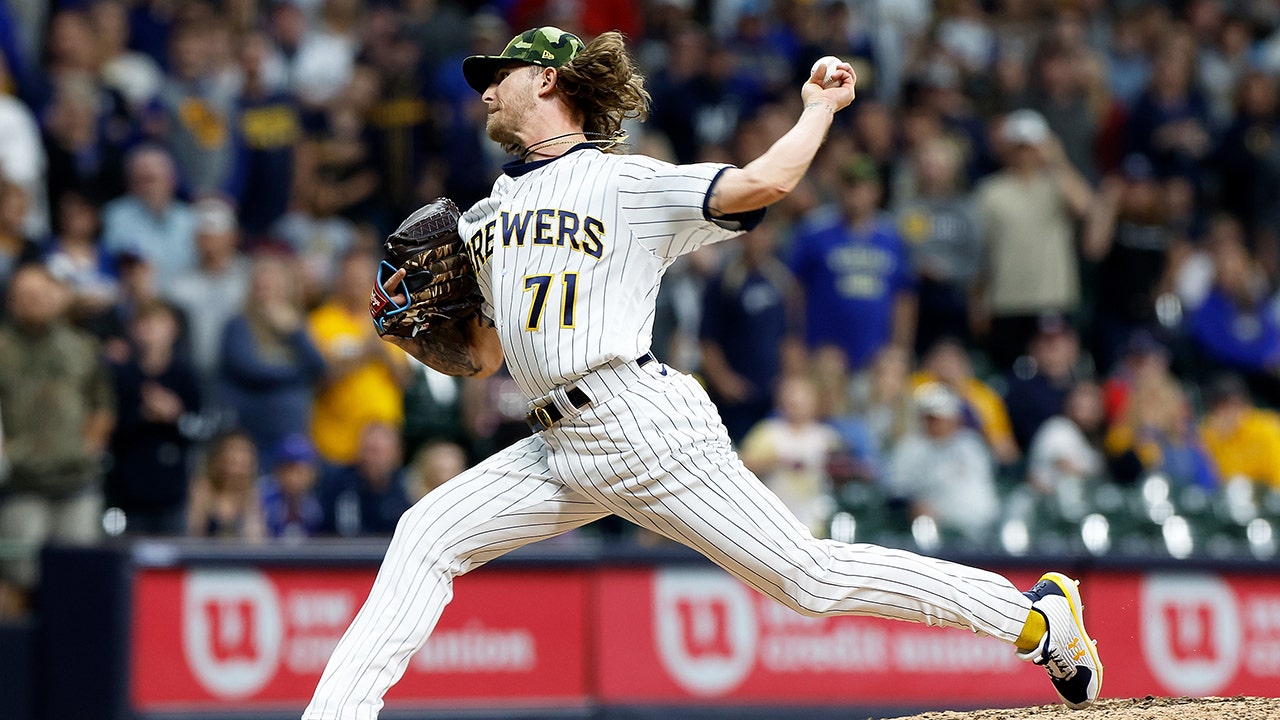 Brewers' closer Josh Hader steps away from team to be with wife