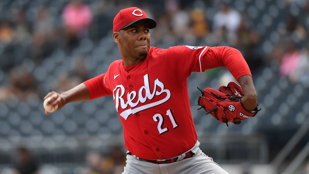 Hunter Greene unbothered by Reds’ loss in no-no: ‘This is my team, ride or die with them’