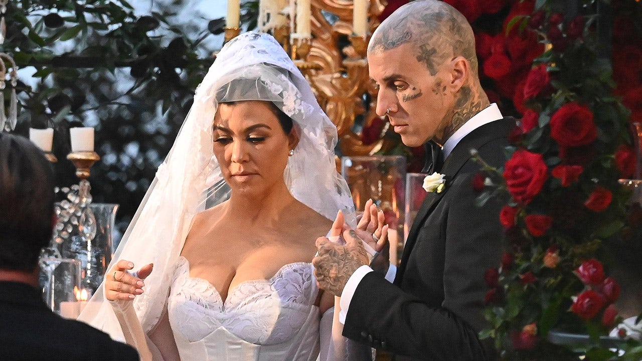 Kourtney Kardashian and Travis Barker Italian wedding pictures: See inside their lavish nuptials – World news