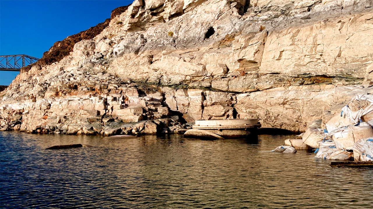 Nevada's drought-stricken Lake Mead exposes gruesome discovery: human body found in a barrel