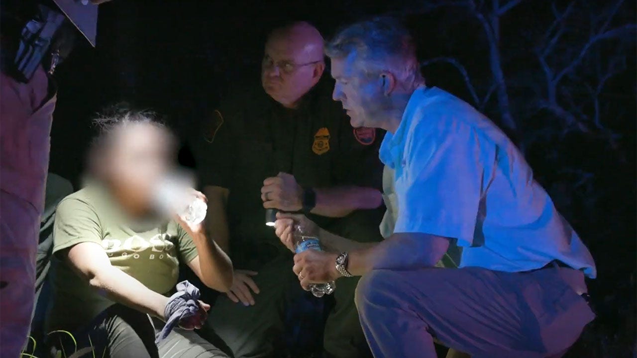 Sen. Roger Marshall aids migrant suffering from heat exhaustion during dramatic border trip
