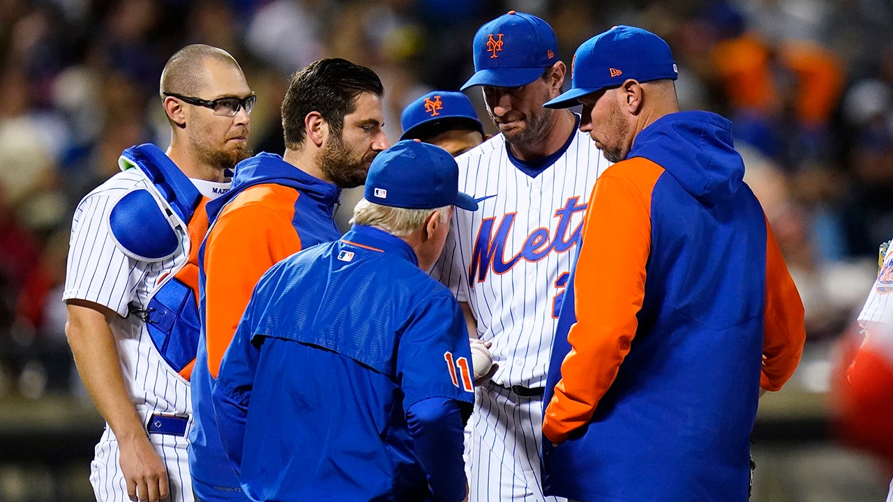 Mets’ Max Scherzer pulls himself out of game with apparent injury: ‘I’m done’
