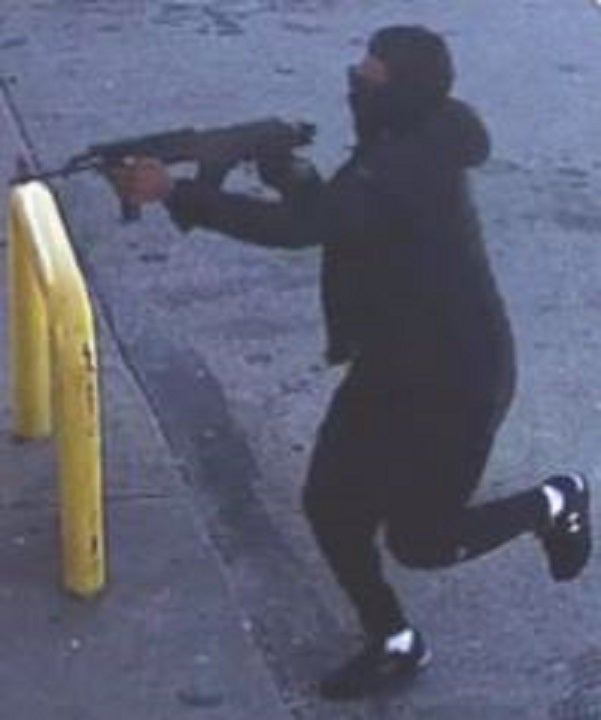 Philadelphia man killed in gas station ambush shooting in broad daylight