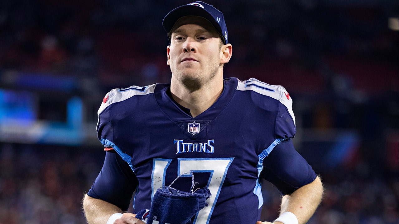 Titans' Ryan Tannehill sounds off after Tennessee drafts QB for second  straight year: 'Little bit of déjà vu