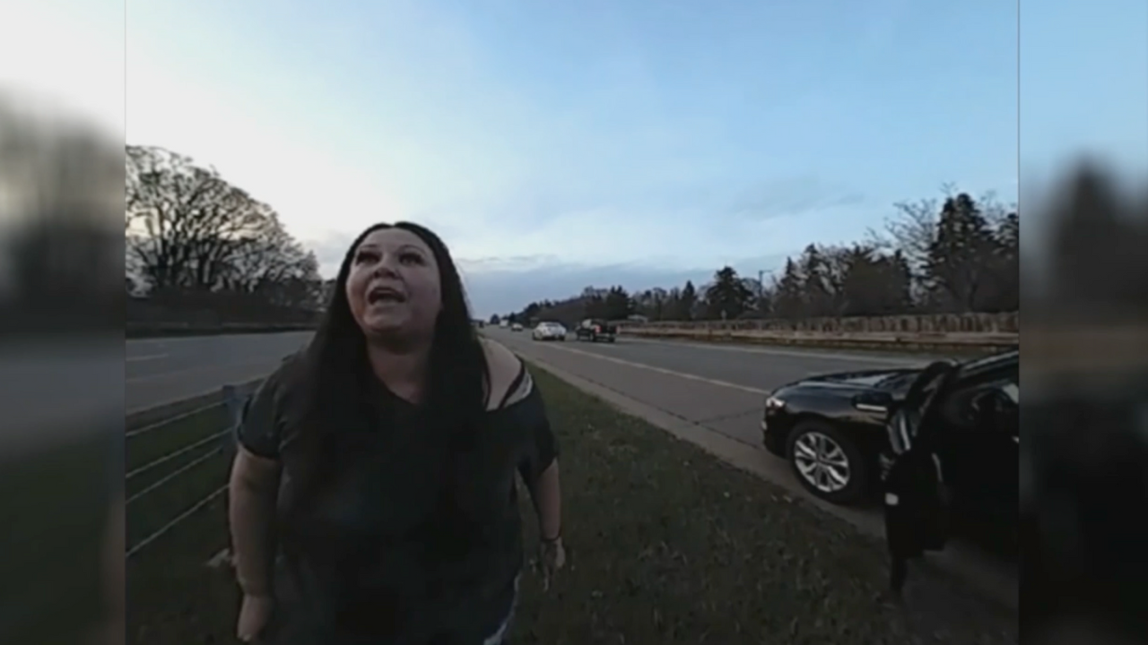 Minnesota police body cam shows Daunte Wright's mom in tense exchange with cops: 'I will sue you'