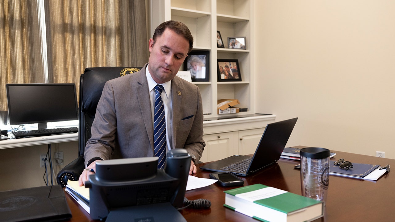 Bullet shot into window of Virginia attorney general’s office