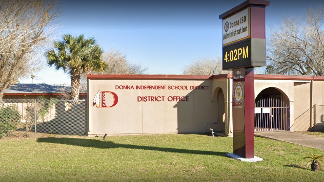 Texas police arrest 4 males, including 2 juveniles, in connection to threats against school: report