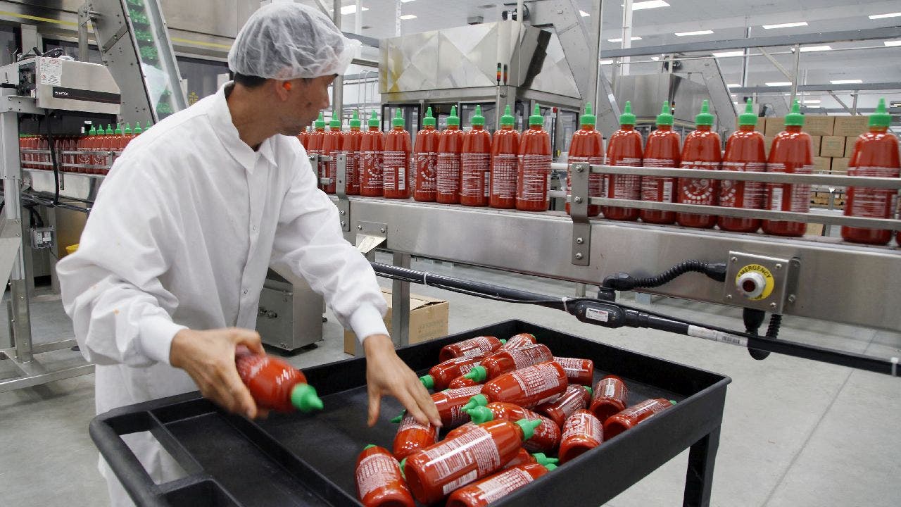 National sriracha sauce shortage may lead to spiceless summer for some