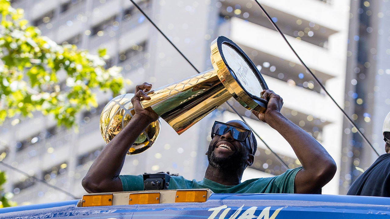 Nobody had a better time at the Warriors' parade than Klay