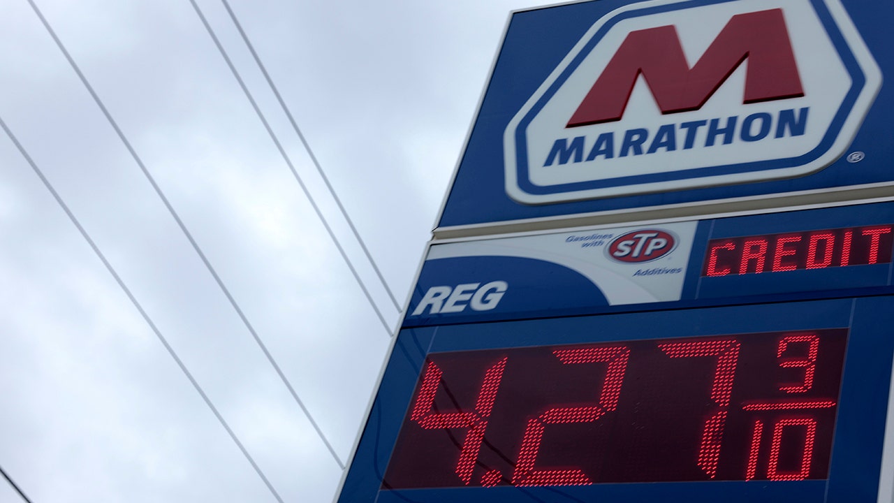 Minnesota gas station owner sign gains attention: 'We hate our gas prices too'