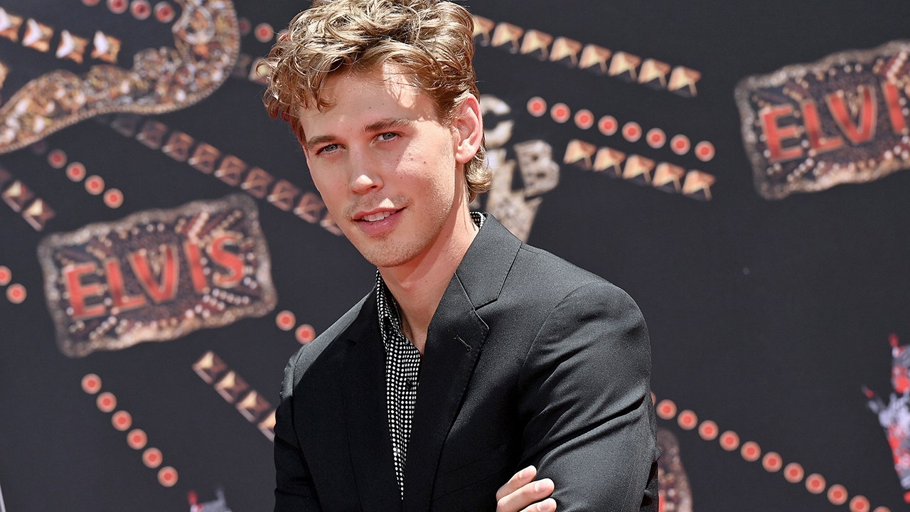 Austin Butler spent three years away from family during 'Elvis' prep ...