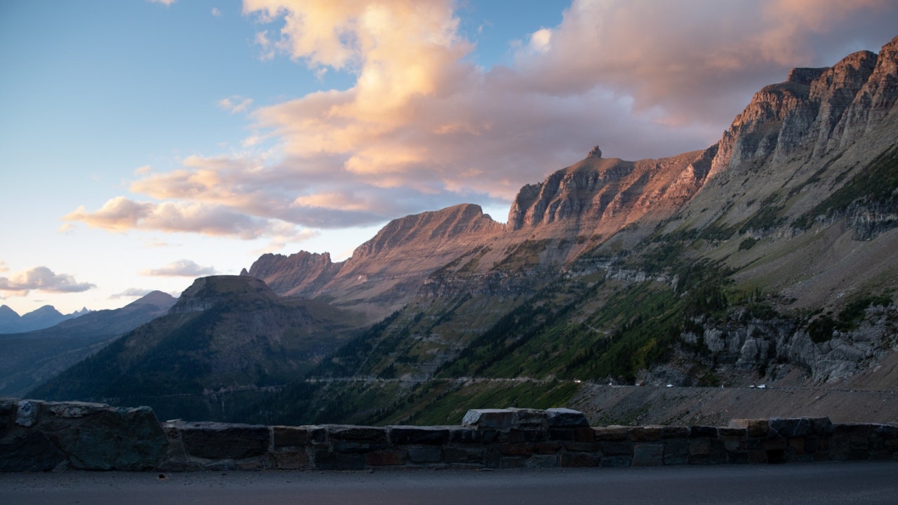 Montana man dies at Glacier National Park