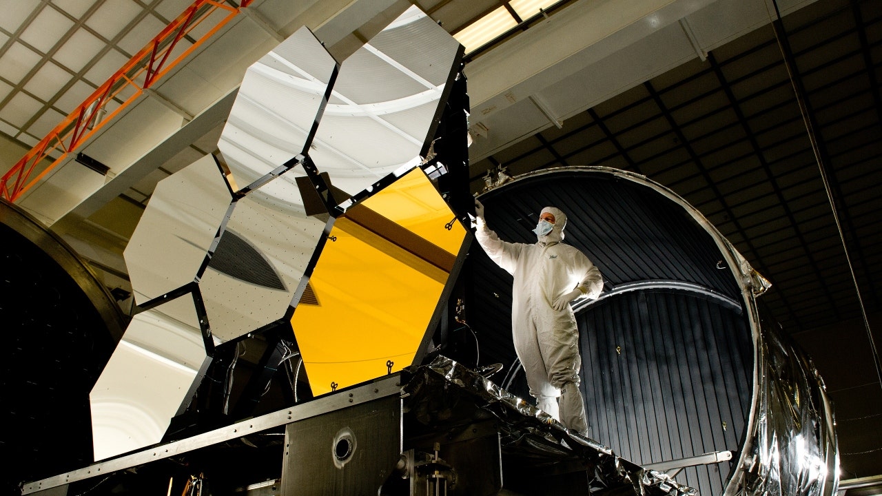NASA : le télescope spatial Webb touché par un micrométéoroïde