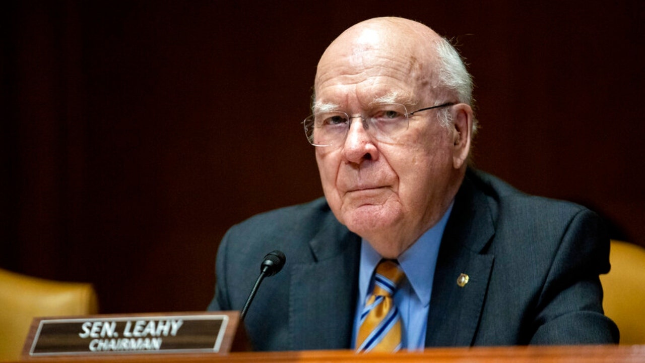 Leahy says he'll support Biden if he runs in 2024: 'That's going to be his decision'