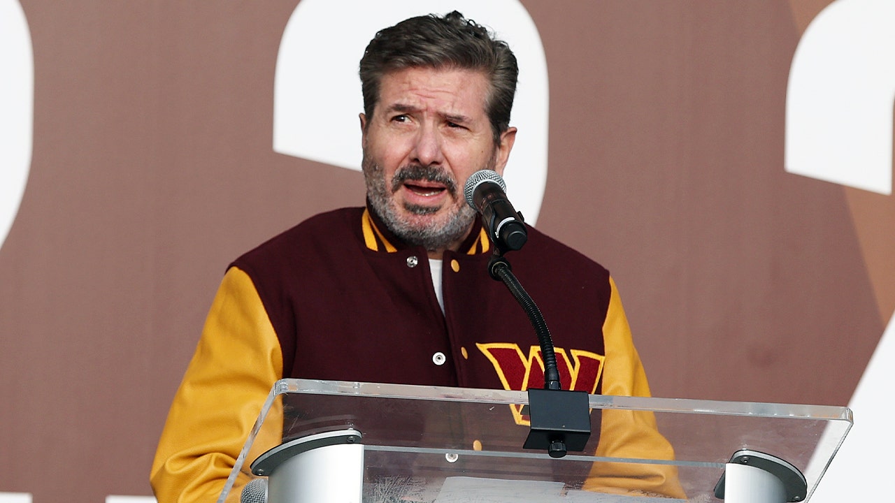 Commanders' Dan Snyder hires bank in first step toward possible team sale