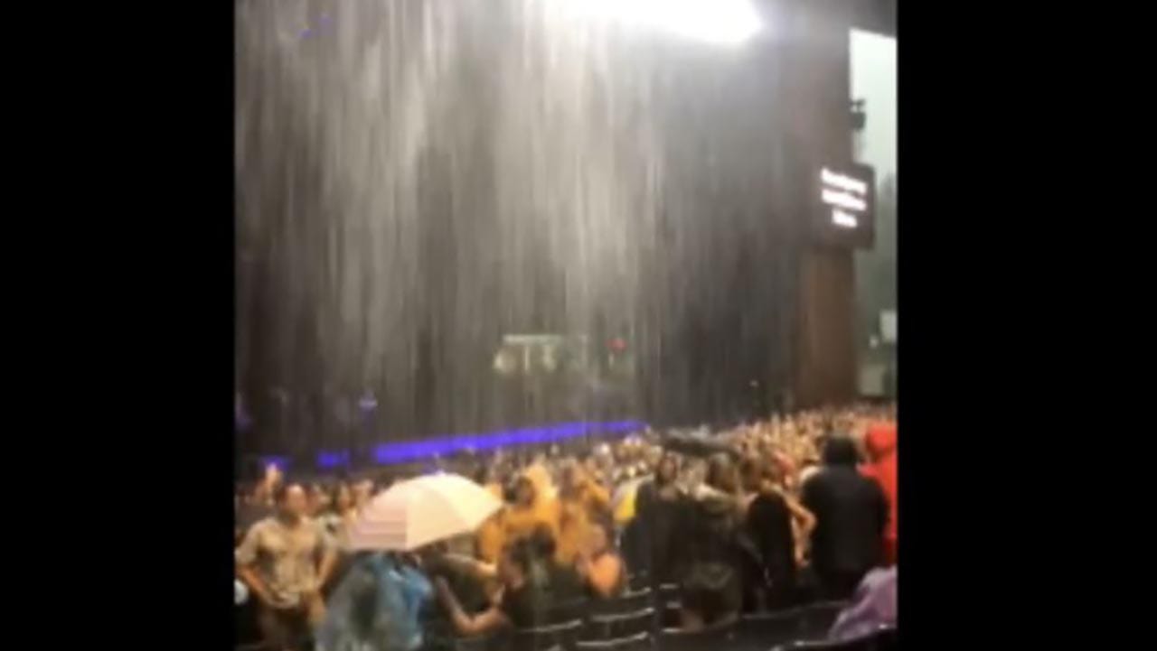 Maryland Halsey concert canceled after severe flooding drenches fans at amphitheater