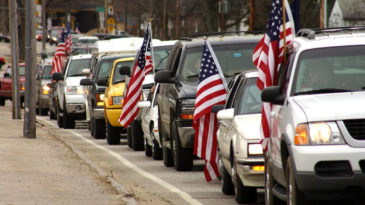 4th of July travel: When's the safest time to drive?