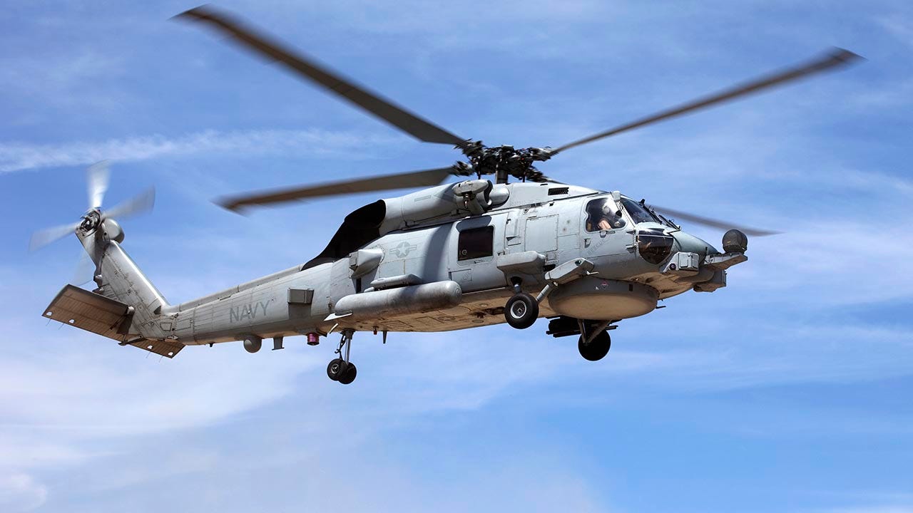 Navy helicopter crashes near California training range all four crew members survive – Fox News