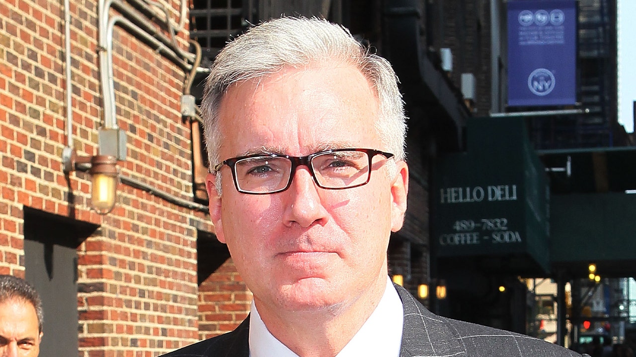 Keith Olbermann recalls dating Sinema, says he’s tired of her ‘act’ as it grew more ‘nightmarish’ as senator