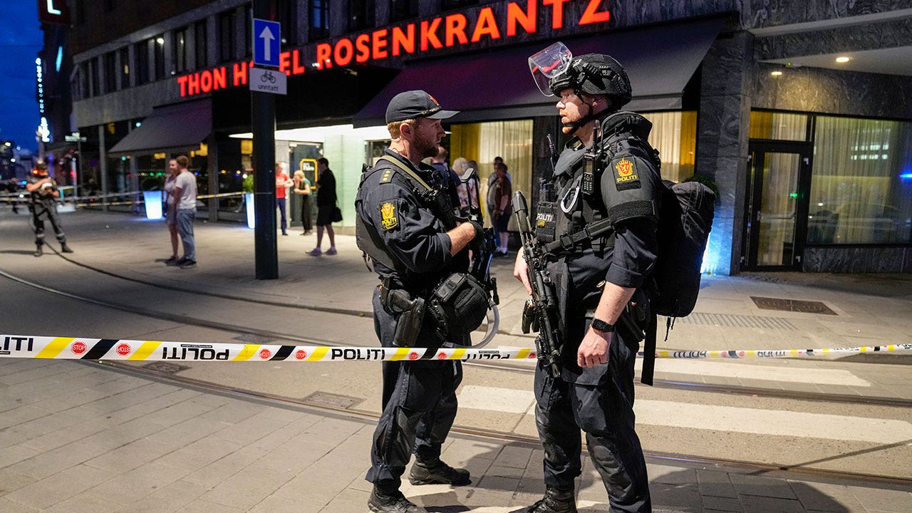 Vụ nổ súng ở hộp đêm ở Na Uy: 2 người chết, 10 người bị thương trong vụ tấn công nghi ngờ có liên quan đến khủng bố