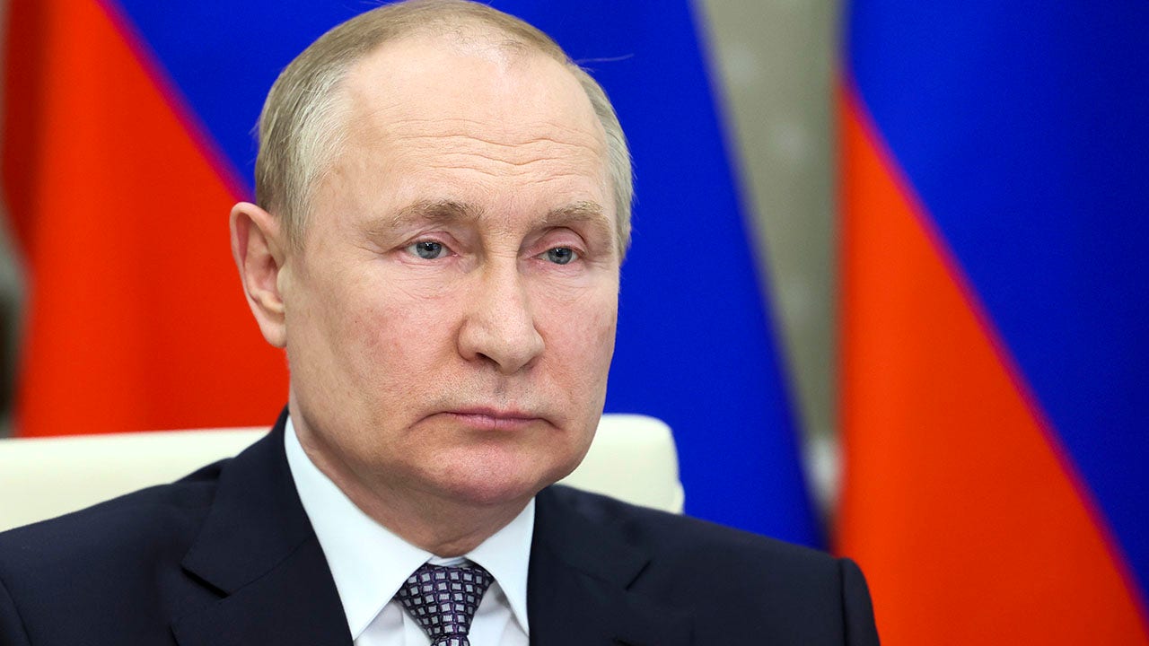 انكشف ضعف بوتين على الرغم من انتهاء تمرد مجموعة فاغنر: القائد السابق لحلف شمال الأطلسي