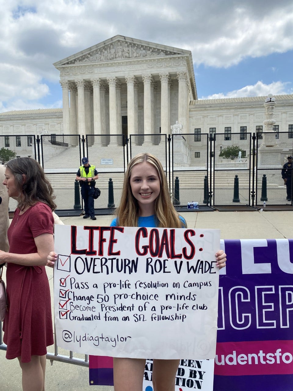 Supreme Court Overturns Roe V Wade Photos Of Protesters Crowds