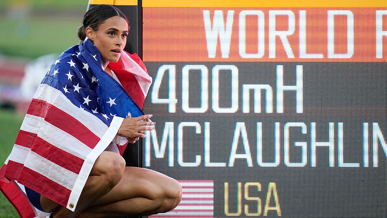 Sydney McLaughlin shatters 400 hurdles record with 50.68 – Fox News
