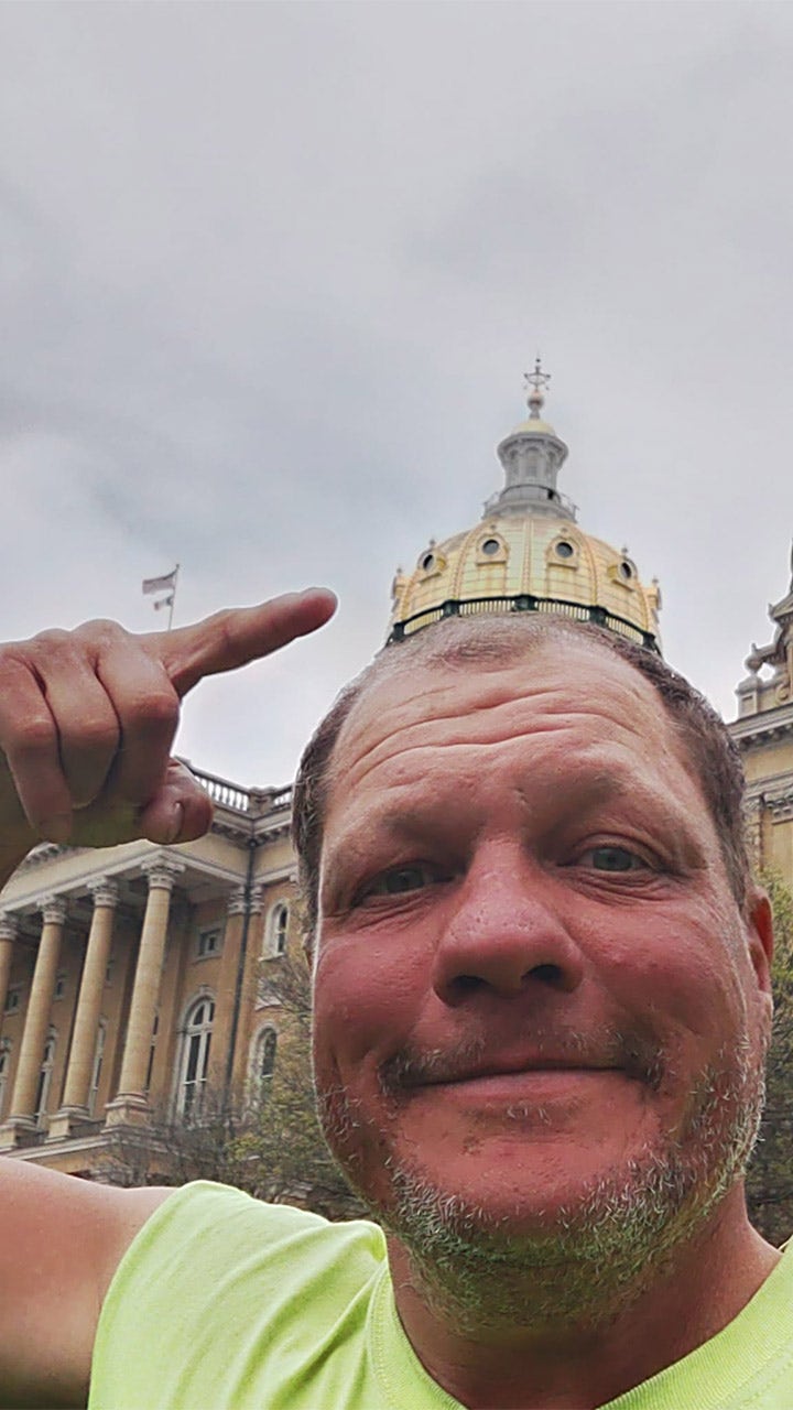 Bob Barnes at Iowa capitol