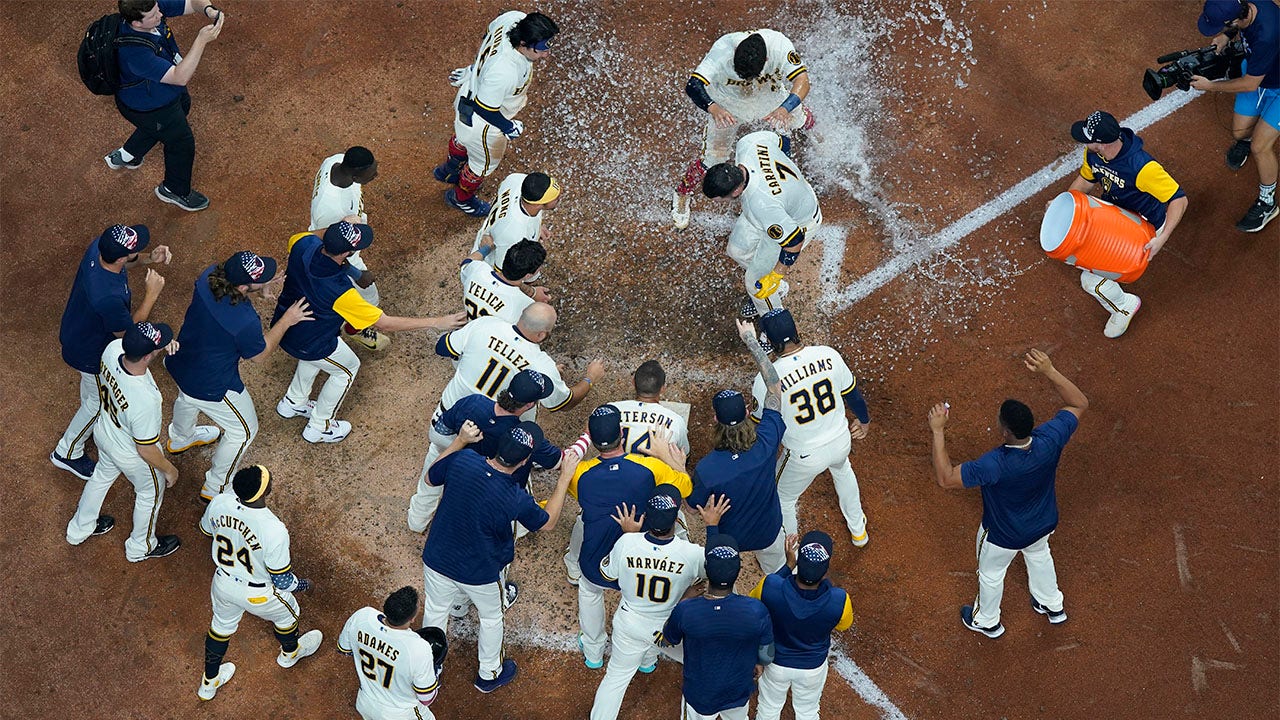 Brewers outfielder says 'usually something good happens' in wife's absence  after hitting walk-off run