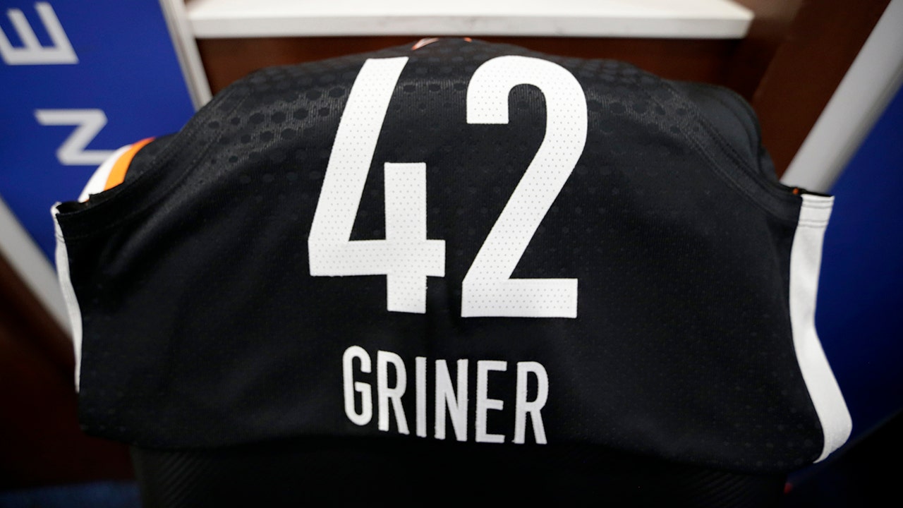 WNBA Players Wear Brittney Griner Jerseys in Second Half of All-Star Game –  NBC10 Philadelphia