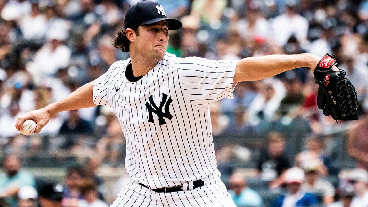 Photo: Yankees introduce new pitcher Gerrit Cole in New York