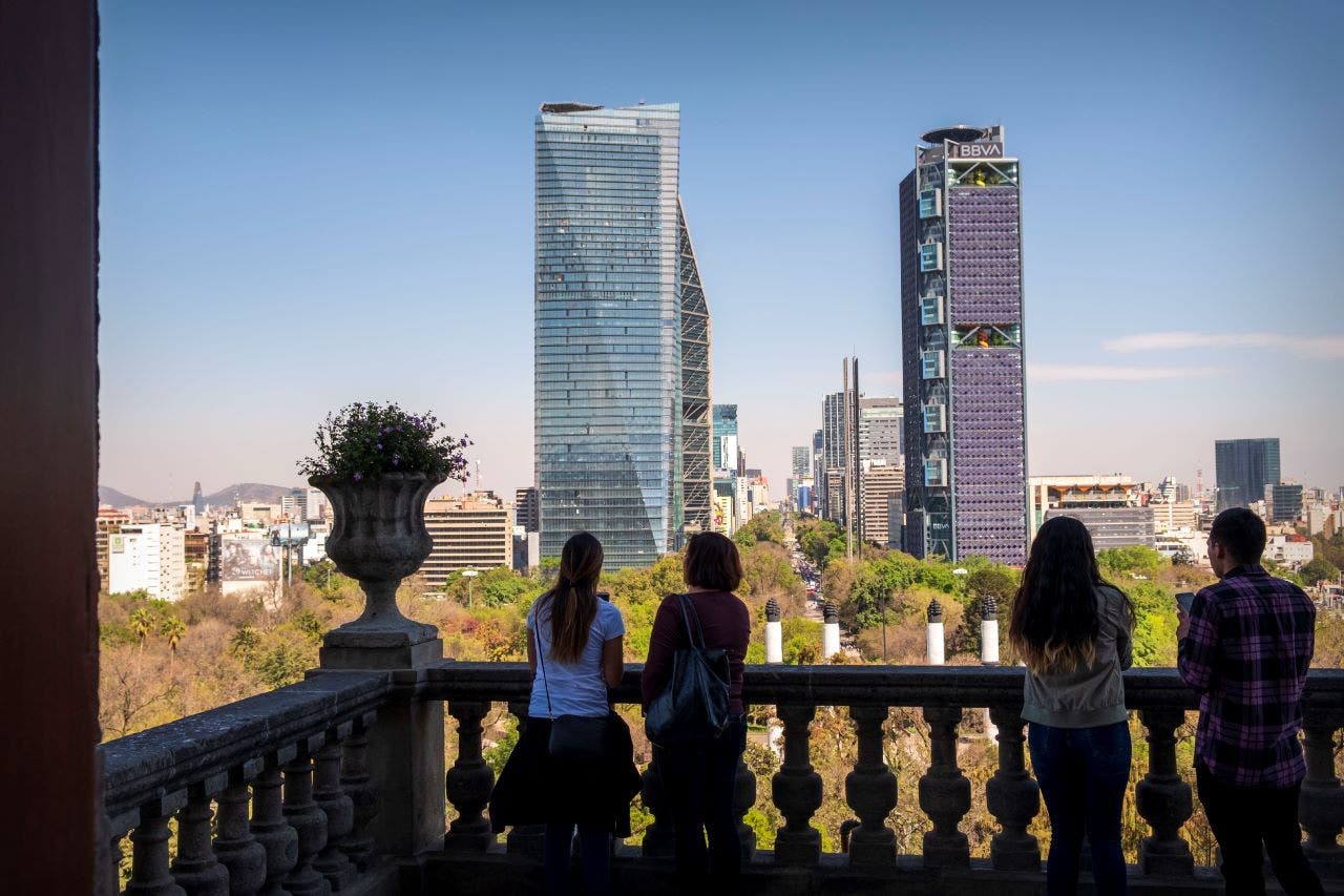 Mexico City residents angered by influx of Americans speaking English, gentrifying area: report