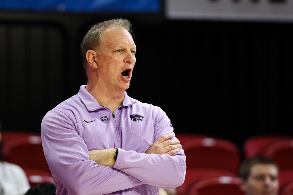 Kansas State women's basketball coach, Jeff Mittie, agrees to a 2-year ...