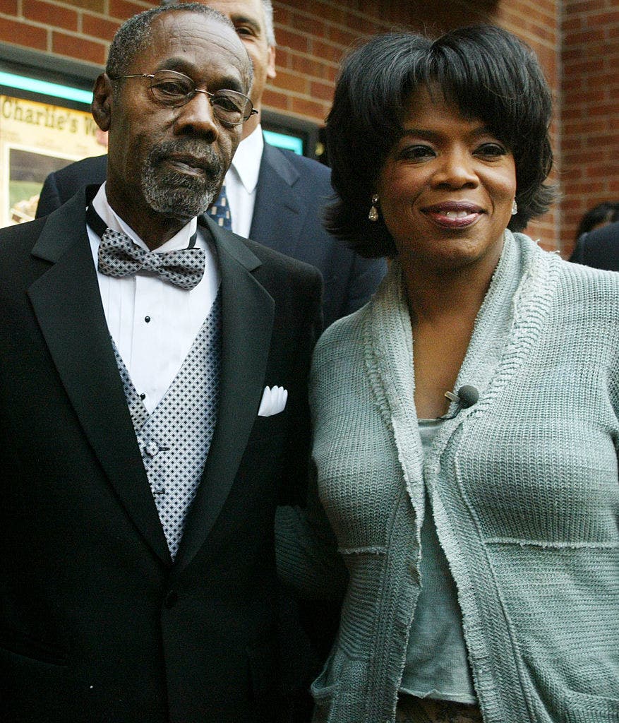 Oprah Winfrey's father, Vernon Winfrey, dead at 89