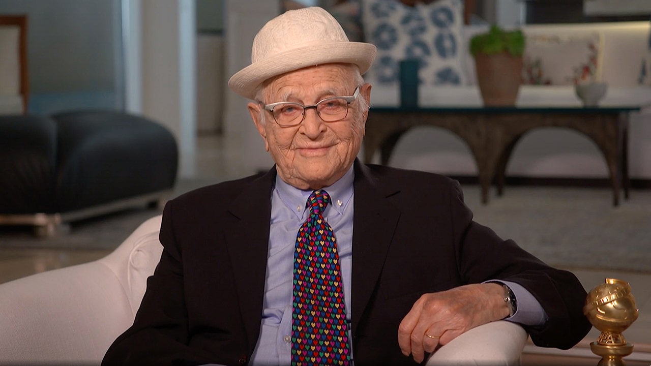 Norman Lear Turns 100 Hollywood Producer Says He Has 23 Projects In Development Fox News