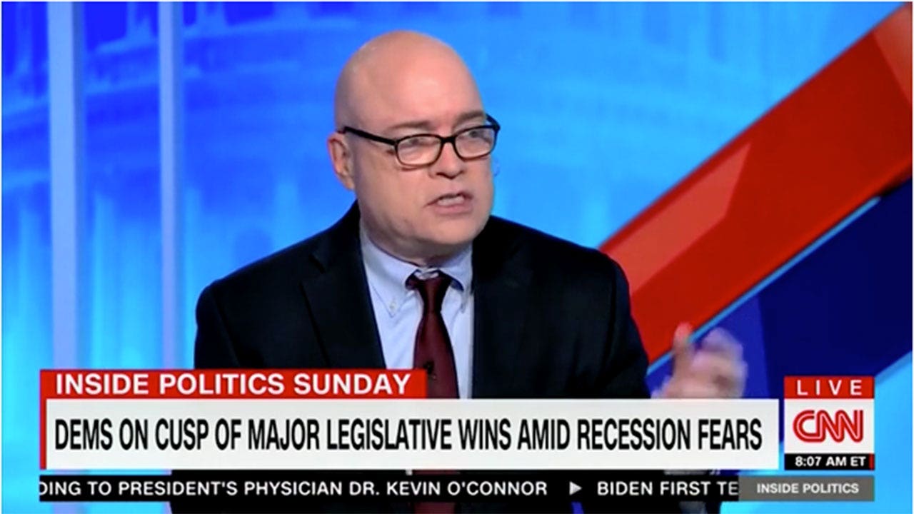 CNN panelist says legislative victories won't be enough for Dems in the midterms: 'Downtowns are still empty'
