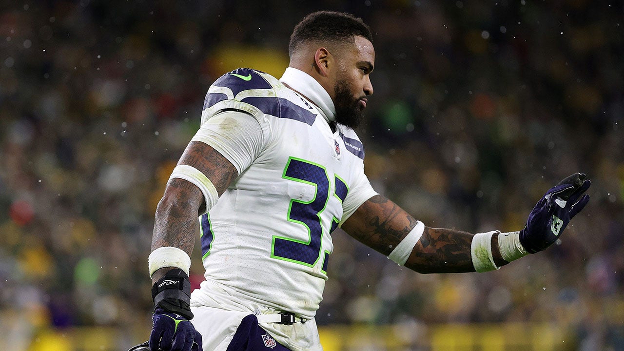 Seahawks' Jamal Adams 'going to be OK' after leaving with