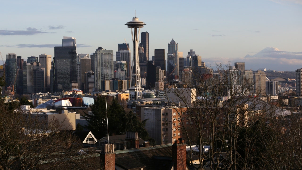 Hundreds of Seattle businesses file for relief funds to pay for storefronts damaged by thieves