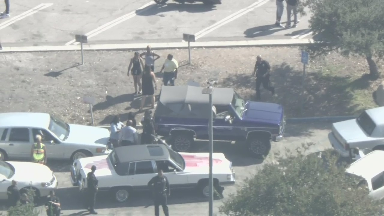 Los Angeles shooting leaves 2 dead, 5 injured at San Pedro park police
