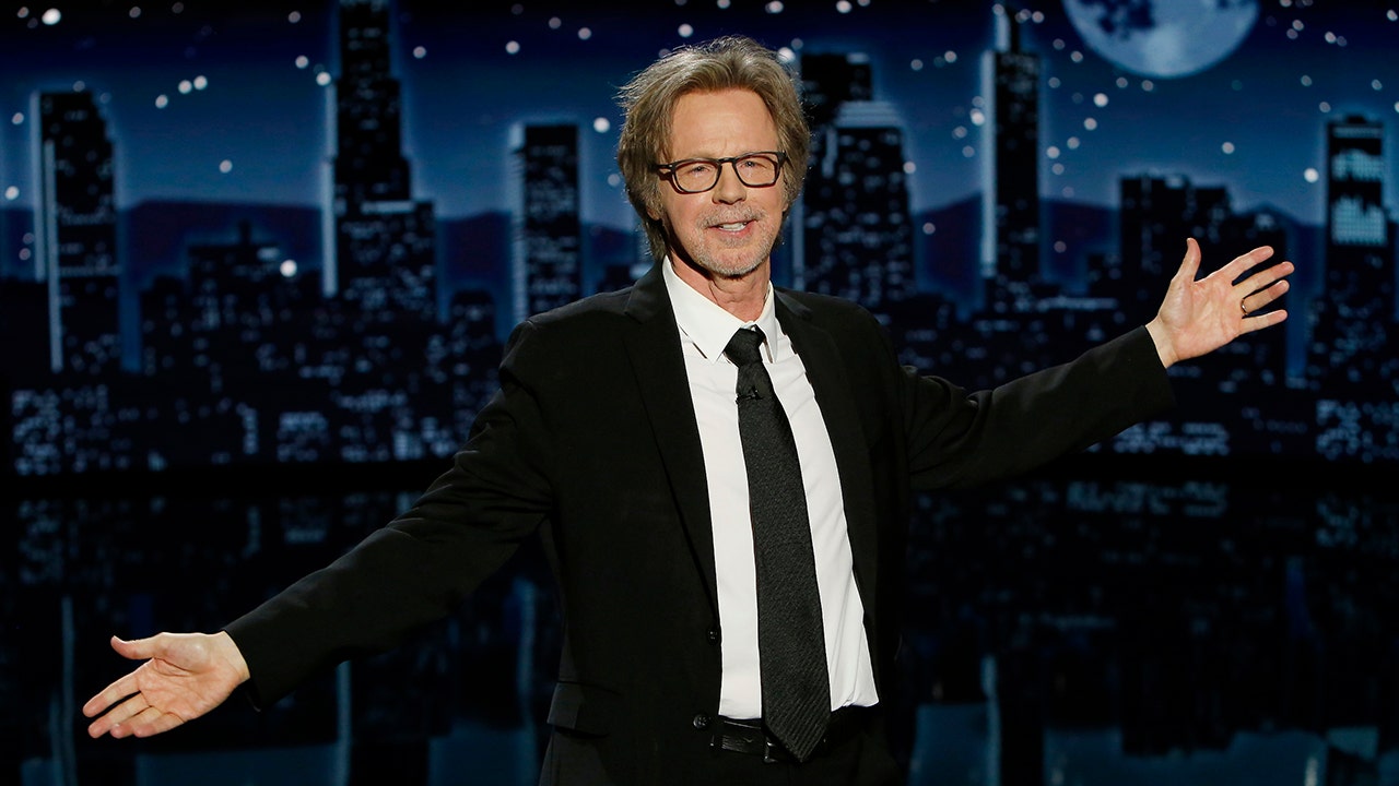 ‘SNL’ Legend Dana Carvey hits Dr. Fauci with stinging impression: ‘I’m introducing the daily COVID shot’