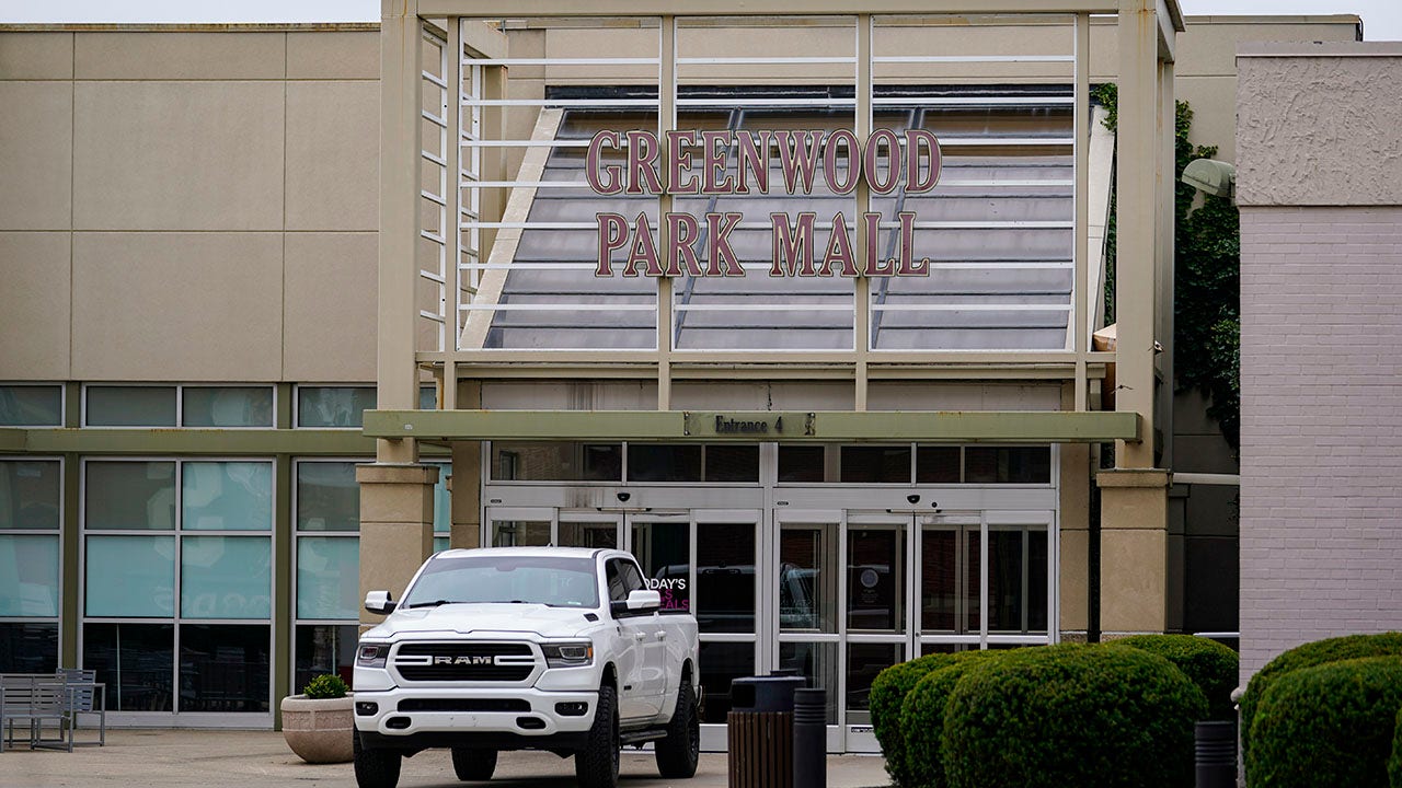 Indiana Greenwood Park Mall shooting: Victims, bystander who killed