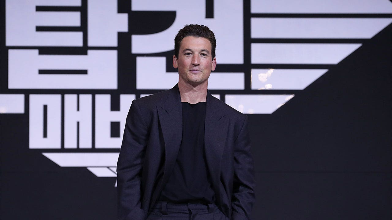 Miles Teller and Phillies Fans Go Wild as Team Heads to World Series
