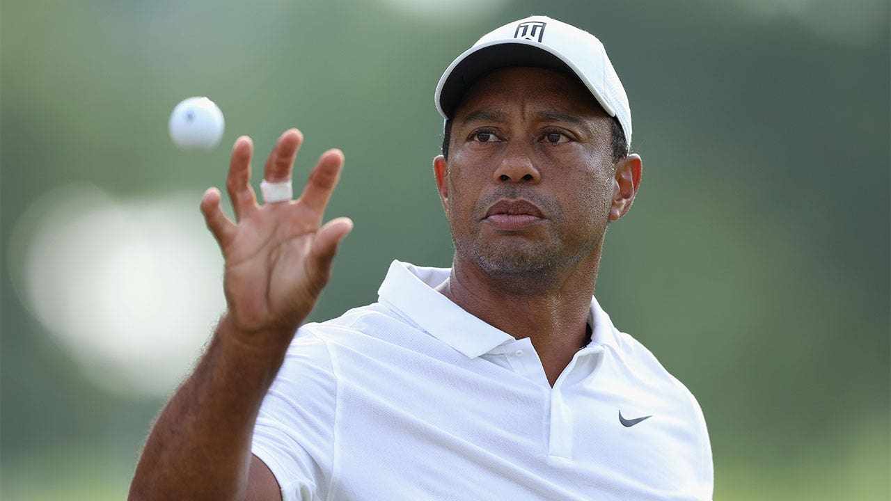 Read more about the article Tiger Woods abstaining from sex to remain laser focused for Masters: report