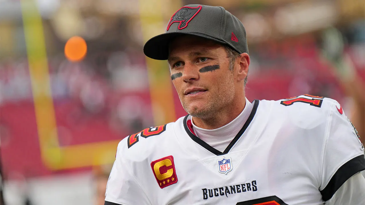 Buccaneers' Tom Brady downplays flirtation with Raiders: 'I chose the right  place for me'