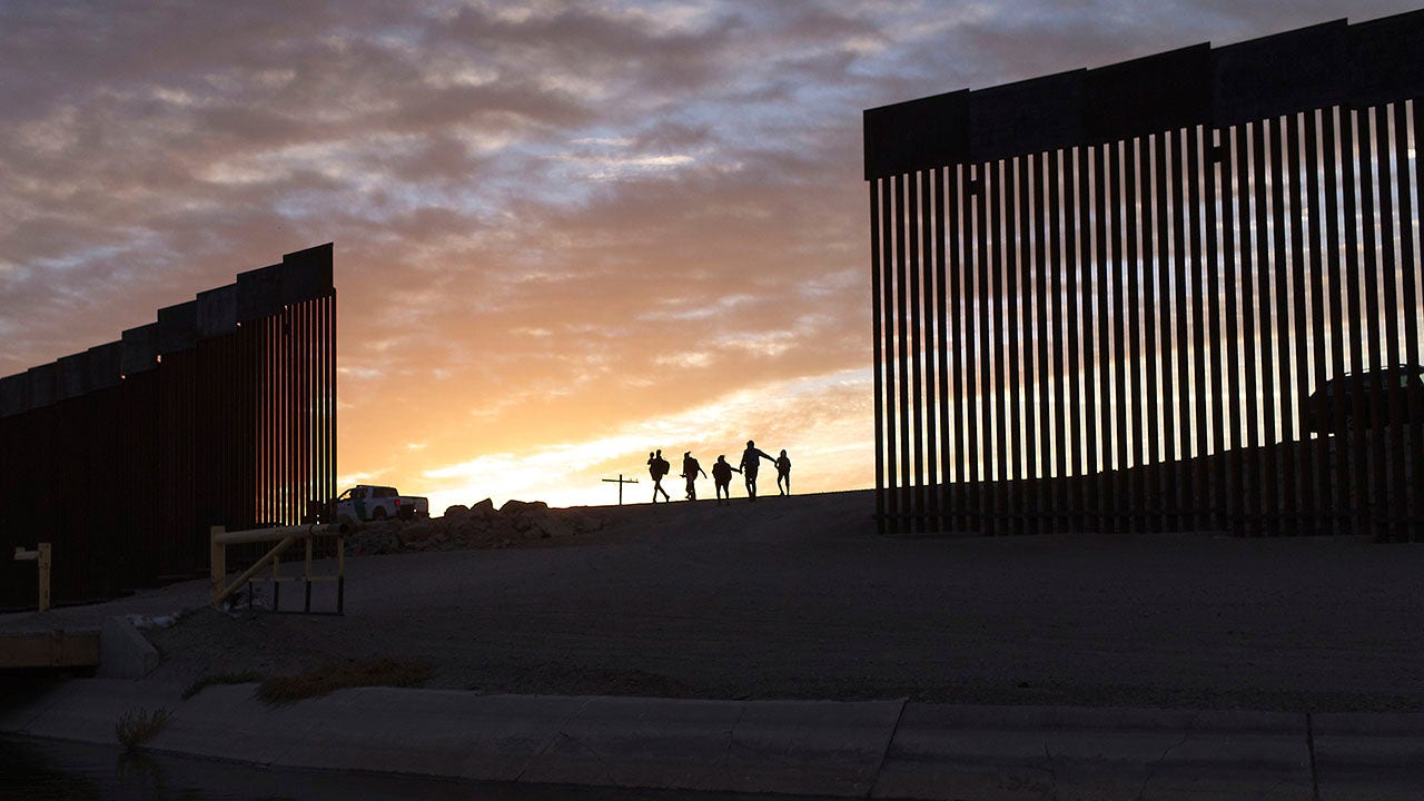 Illegal immigrant ‘gotaways’ crossing US-Mexico border number more than half a million, DHS sources say