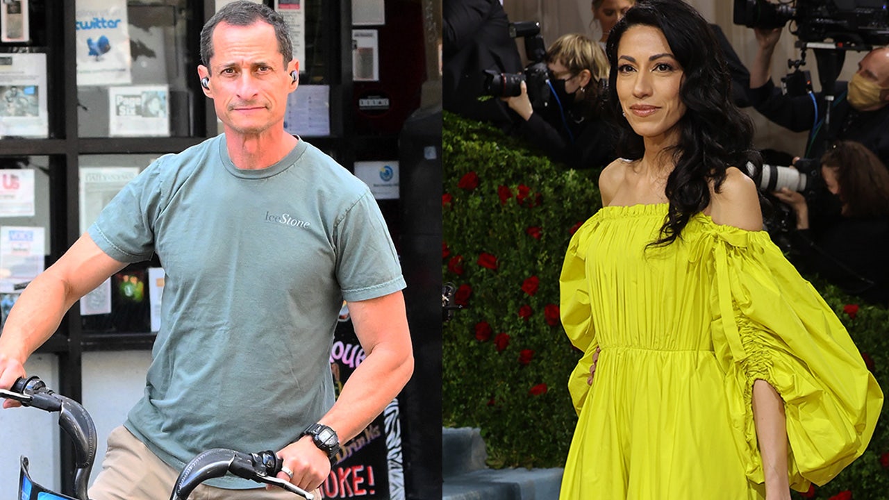 Anthony Weiner Spotted In New York After Ex Wife Huma Abedin Reportedly Begins Dating Bradley 0209