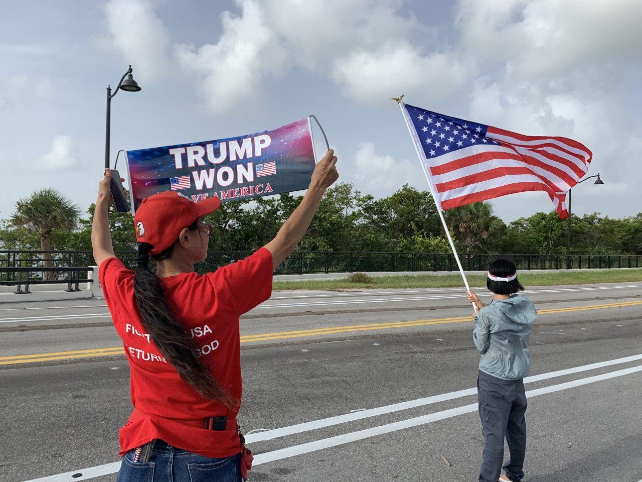 Trump supporters outside Mar-a-Lago say FBI search was political