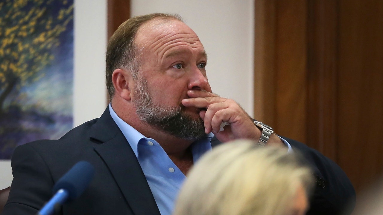Alex Jones ordered to pay $473 million more in damages to Sandy Hook victims' families by Connecticut judge