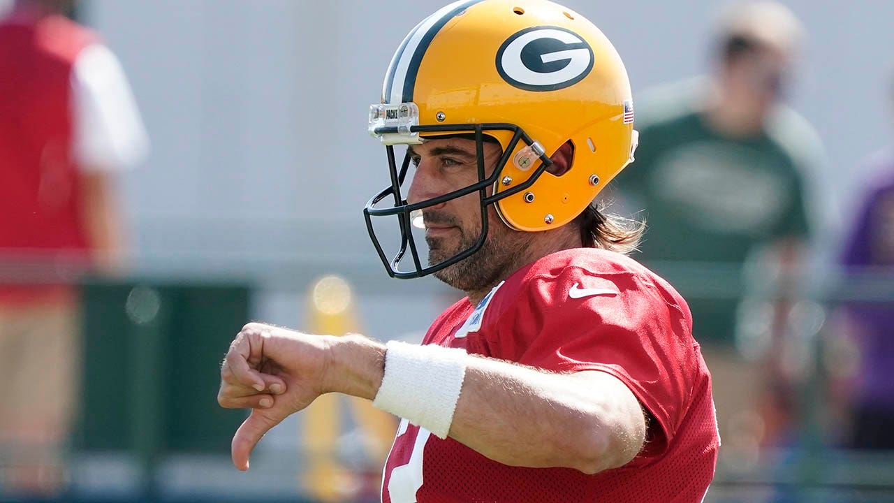 Aaron Rodgers laments Packers’ training camp mistakes: ‘Simple plays we’re messing up’